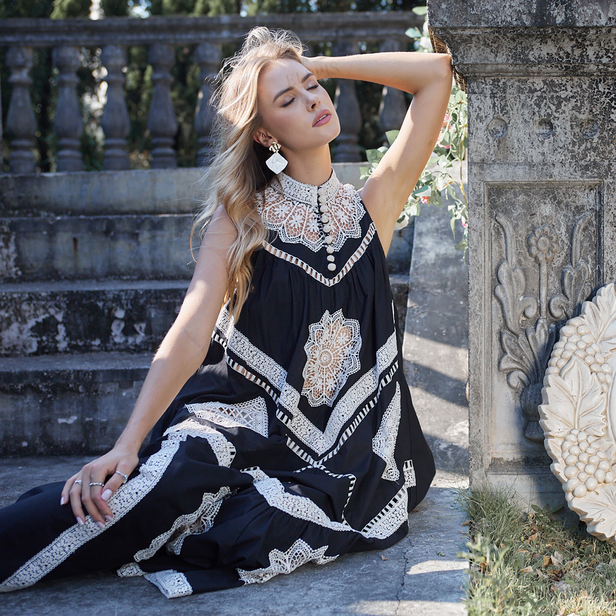 Ethnic style crochet lace decorated dress