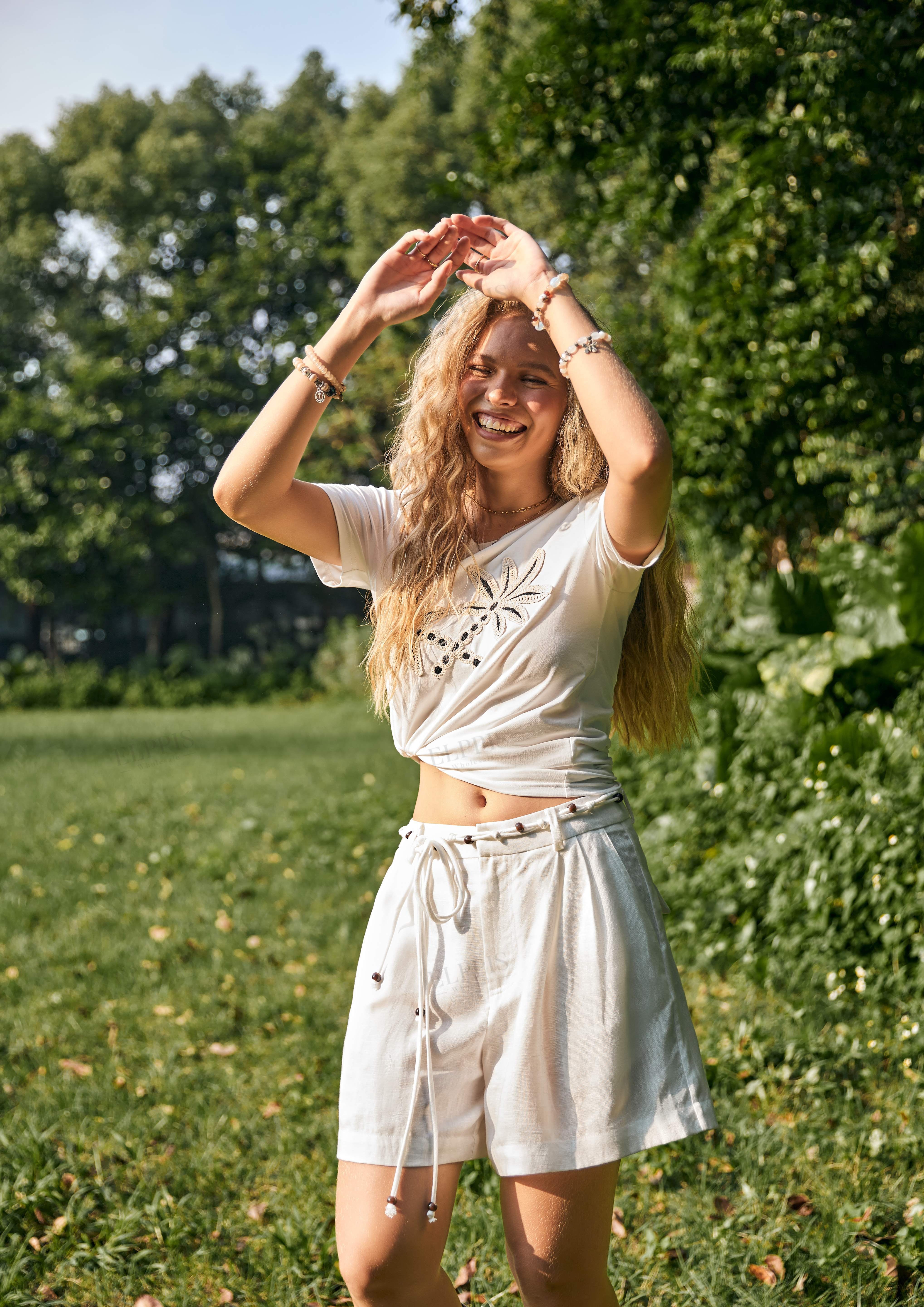 White Crew Neck T-Shirt with Contrast Crochet Palm Leaf Embroidery