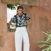 Embroidered short sleeve top