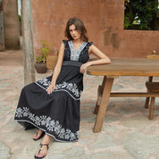 Color-block embroidered A-line flutter sleeve maxi dress