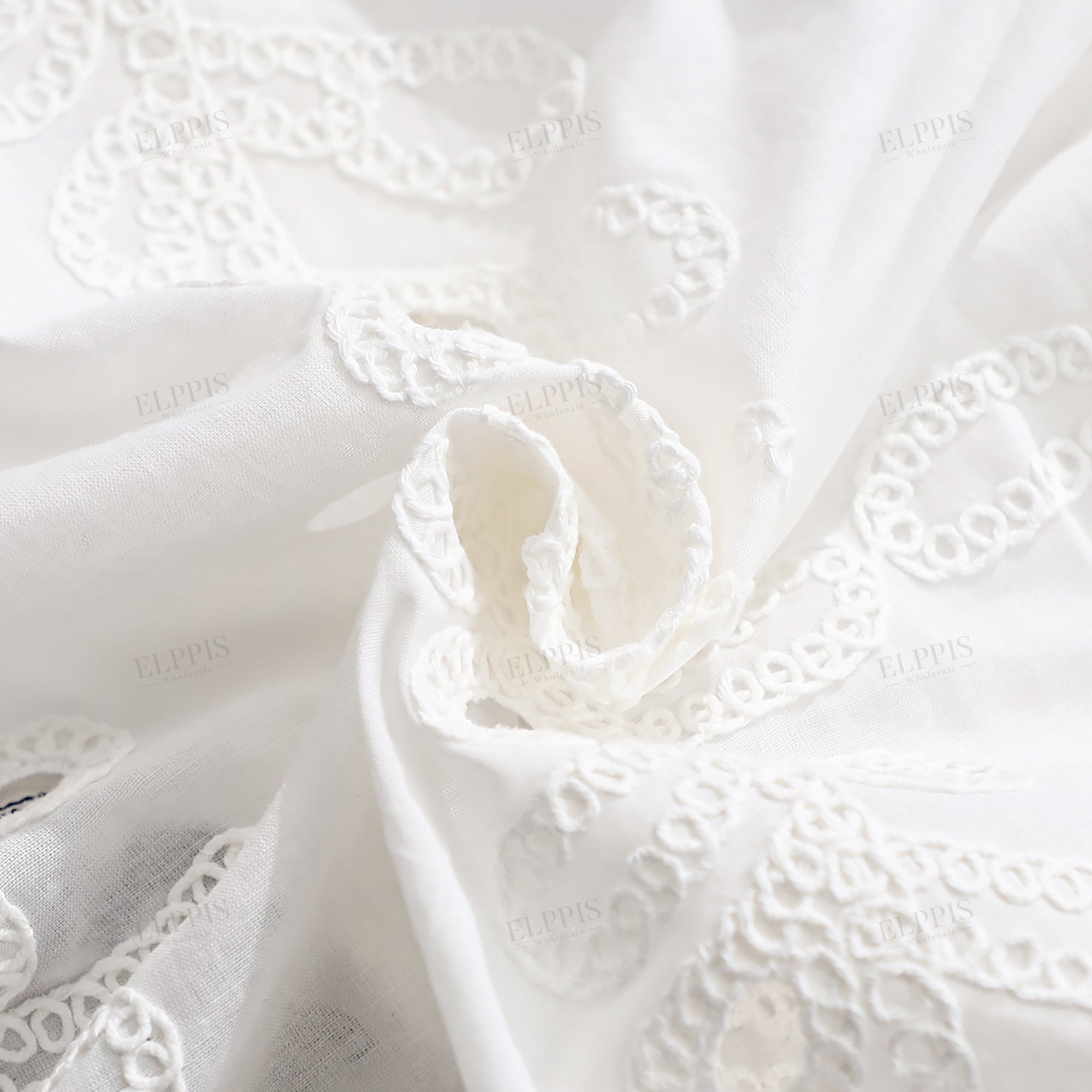 Cut-out cotton embroidered H-line long sleeve shirt