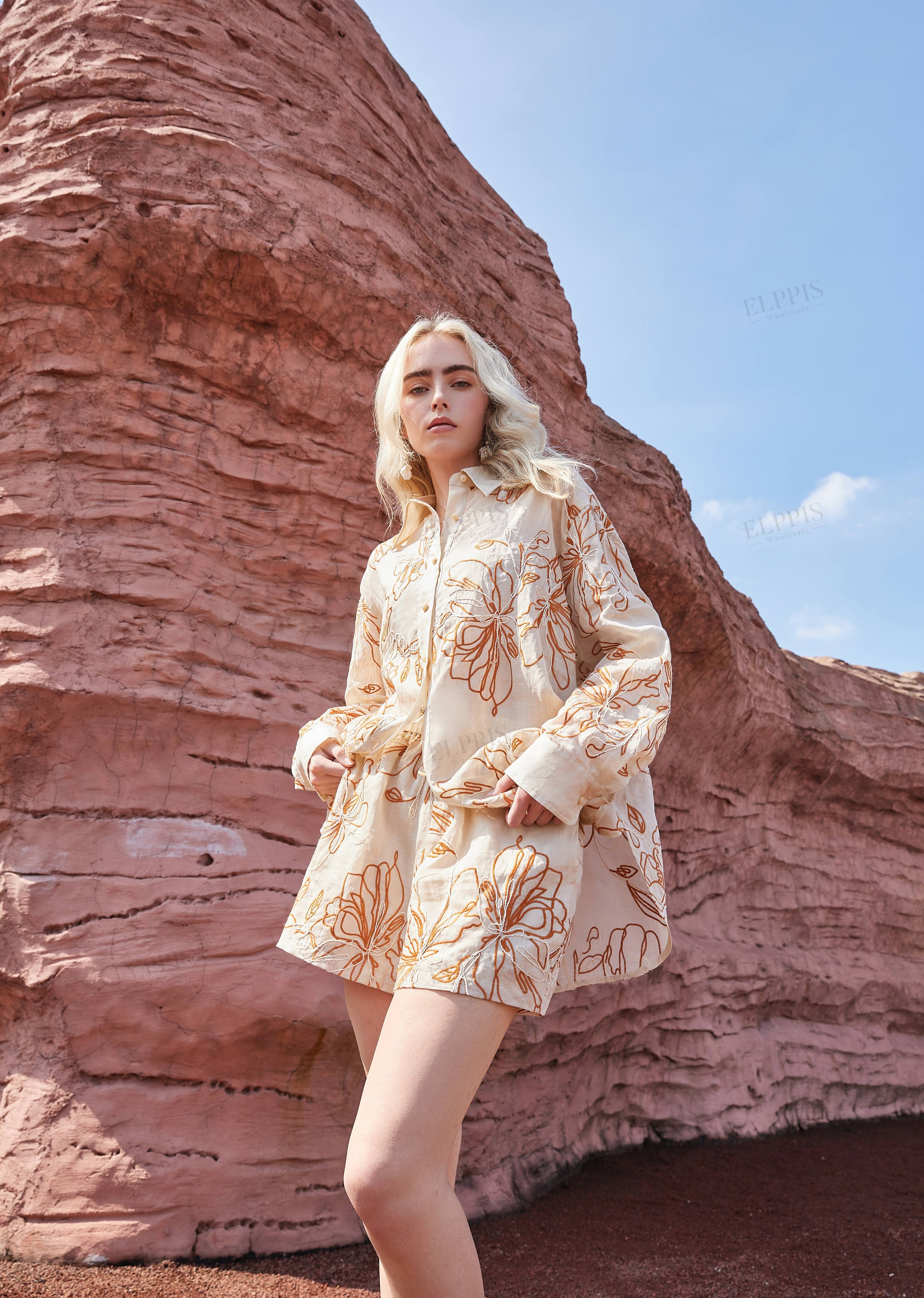 Linen Blend Floral Embroidered Elastic Waist Shorts