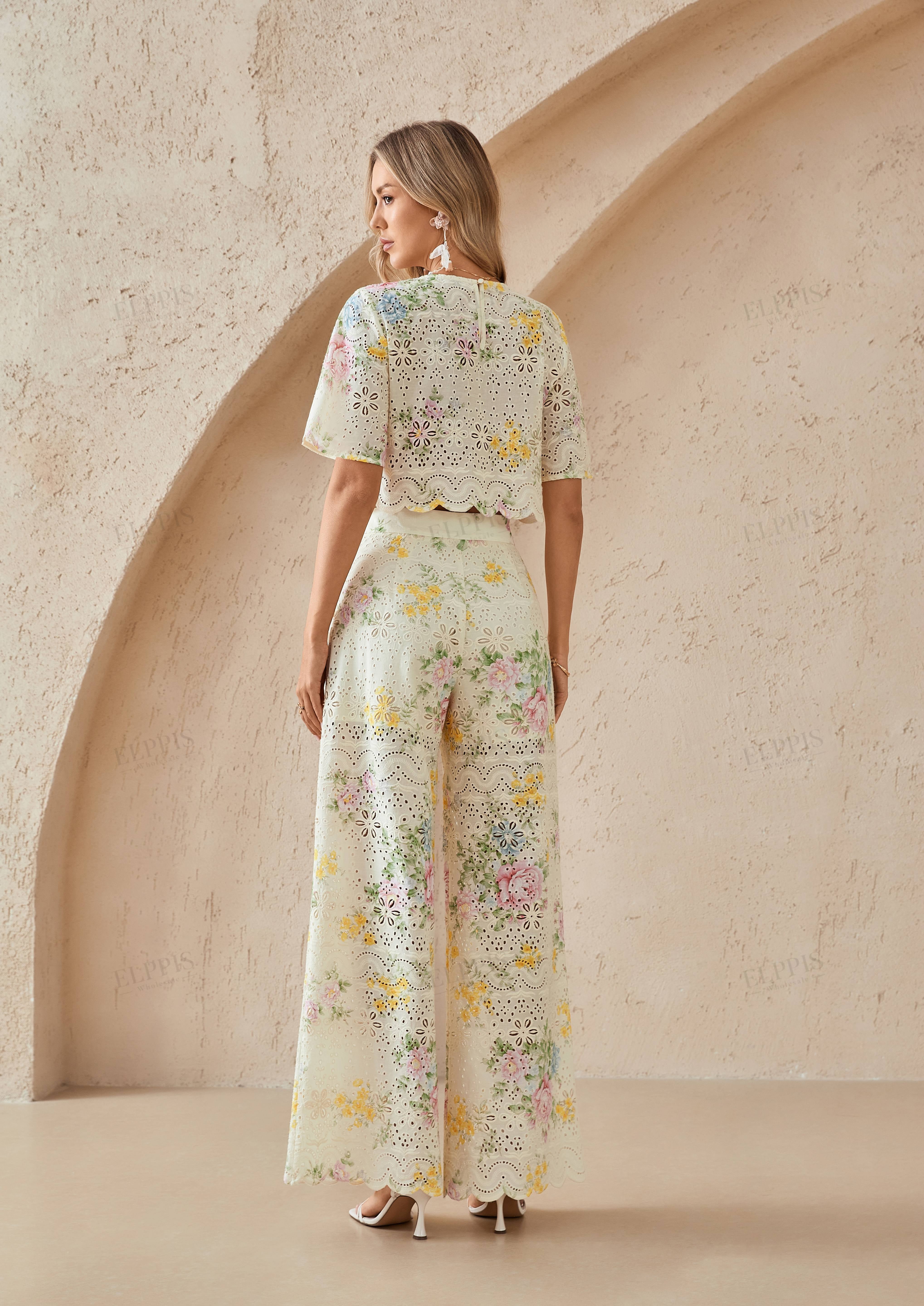 Cream Floral Print Eyelet Cropped Top with Flared Sleeves & Scalloped Hem