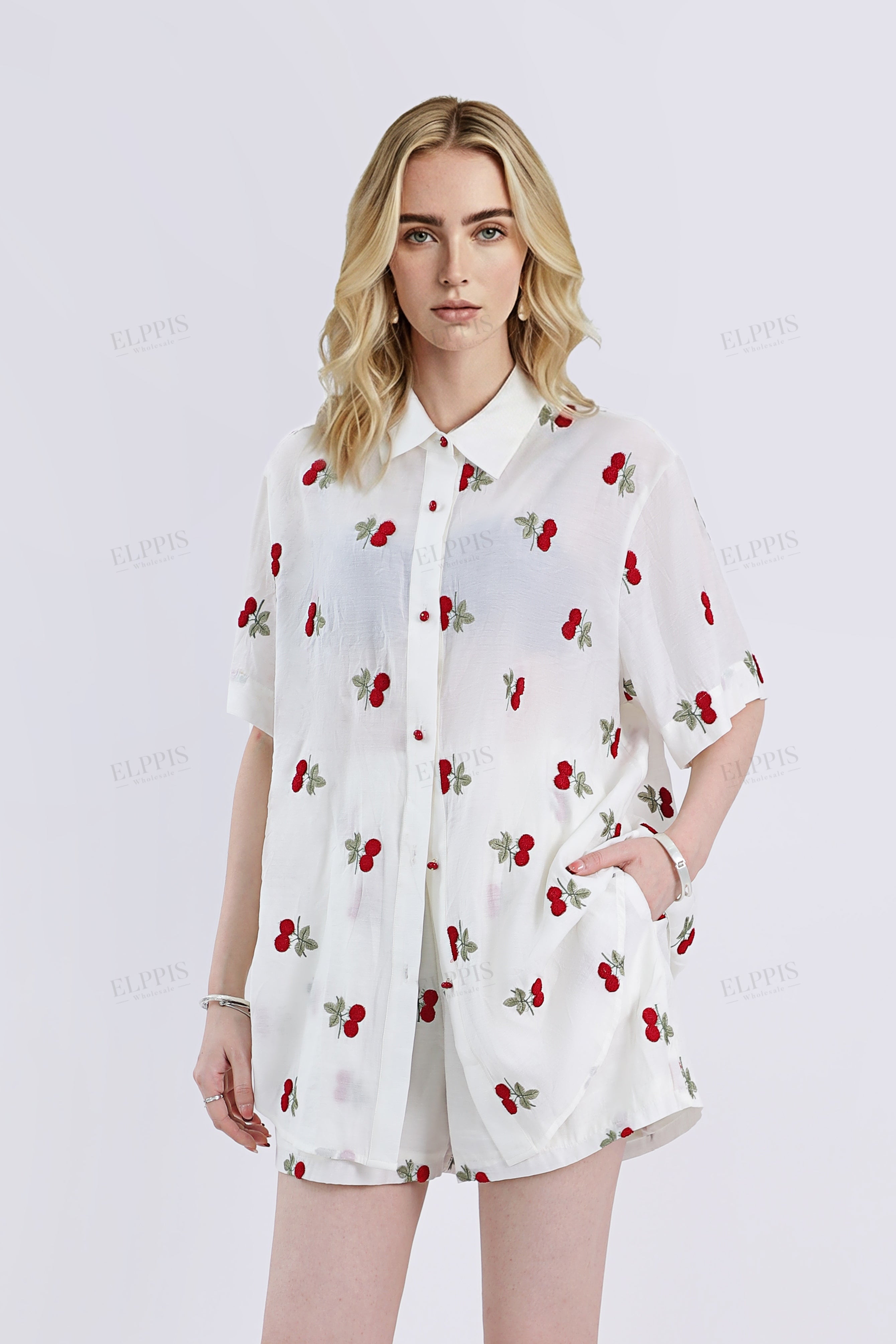 Cherry Embroidery Elastic Waist Shorts