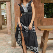 Color-block embroidered A-line flutter sleeve maxi dress