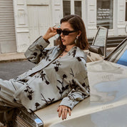 Satin embroidered straight-cut H-line shirt
