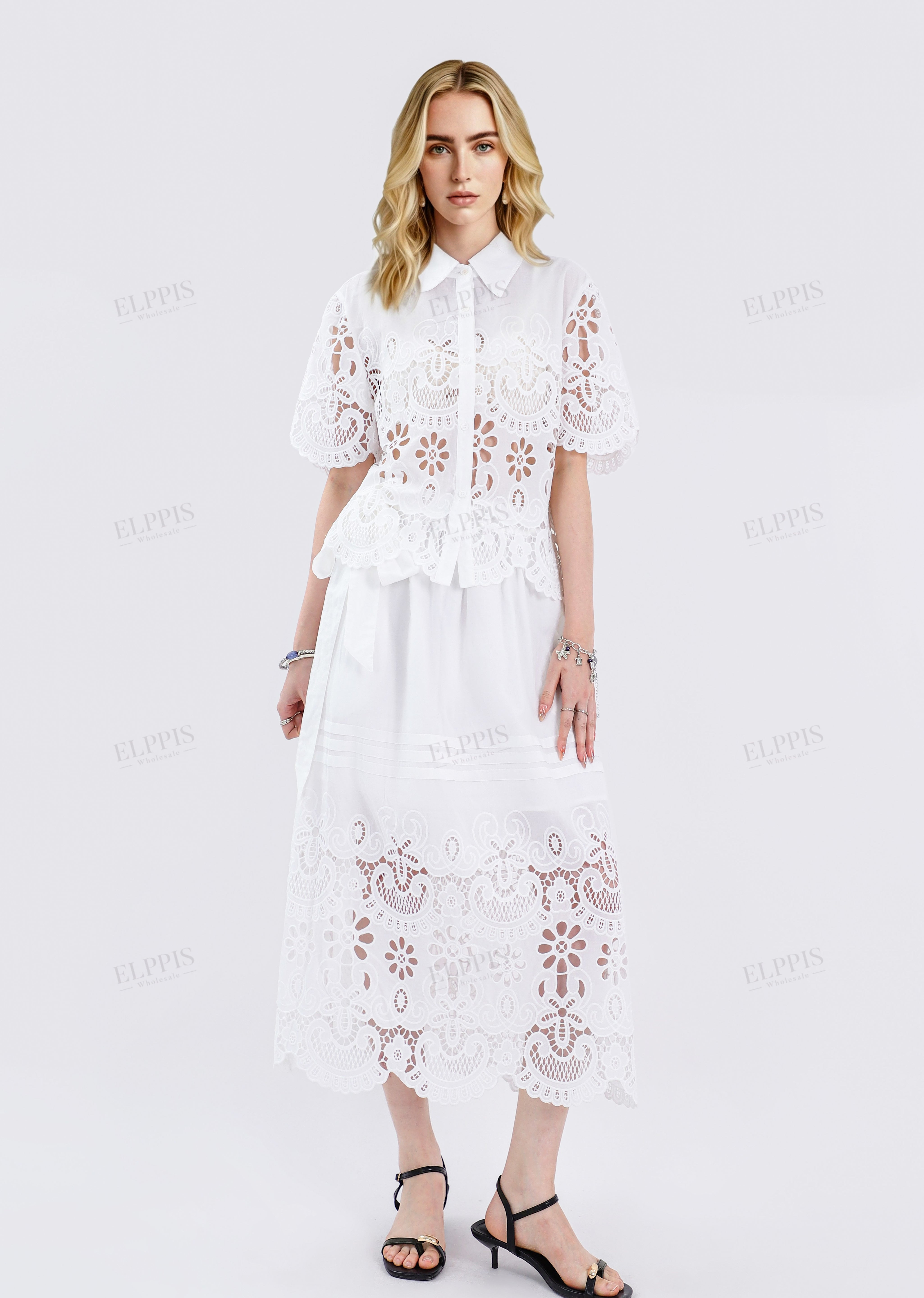 White Lace Cropped Shirt with Short Sleeves & Collar