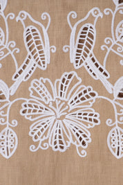 Khaki Sleeveless Linen-Blend Top with White Floral Cutwork Embroidery product detail 1 – Elppis 1B5D06988WW