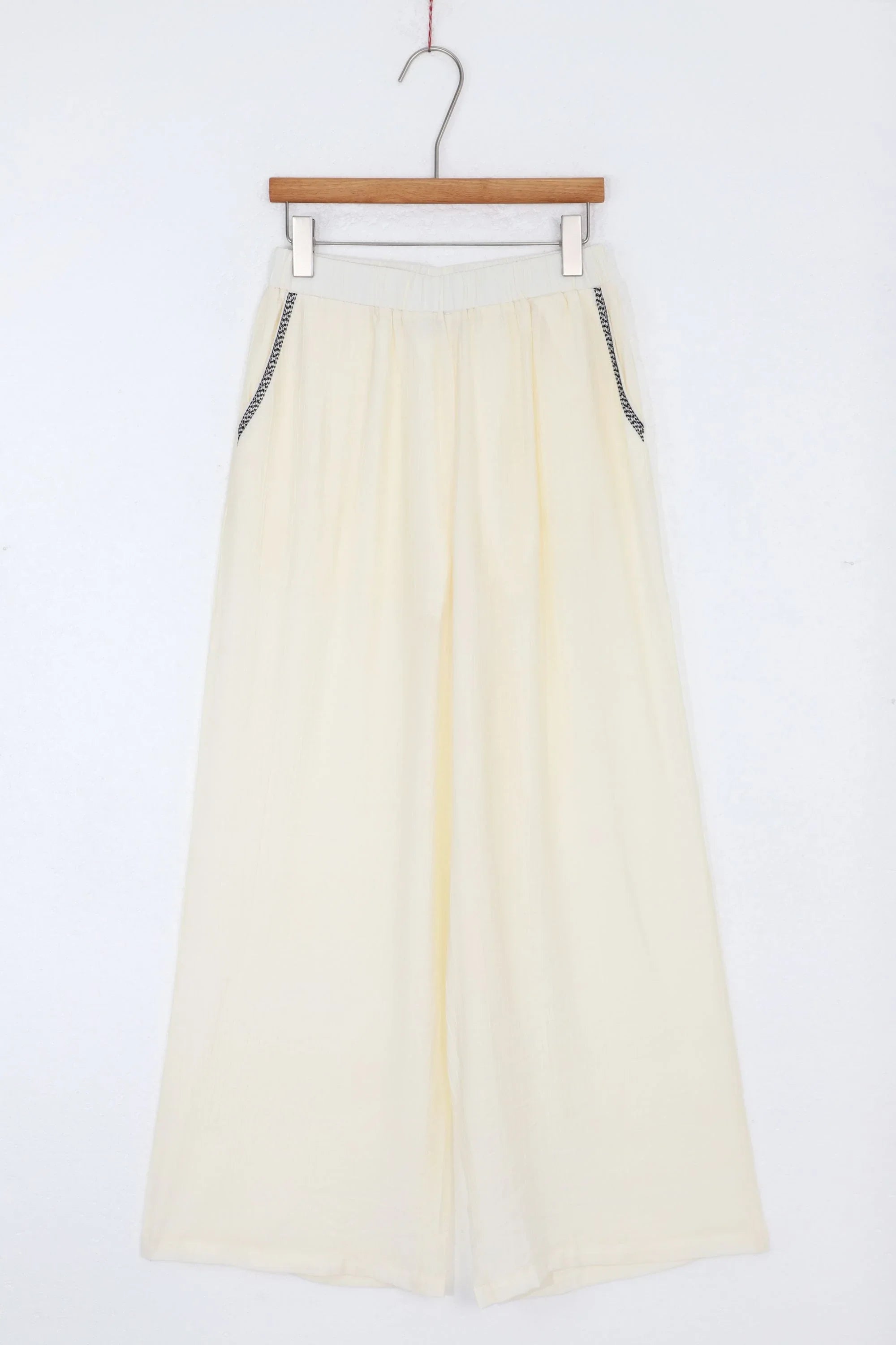 Cream Wide-Leg Pants with Black Embroidered Trim product view – Elppis 1B5I08924WW
