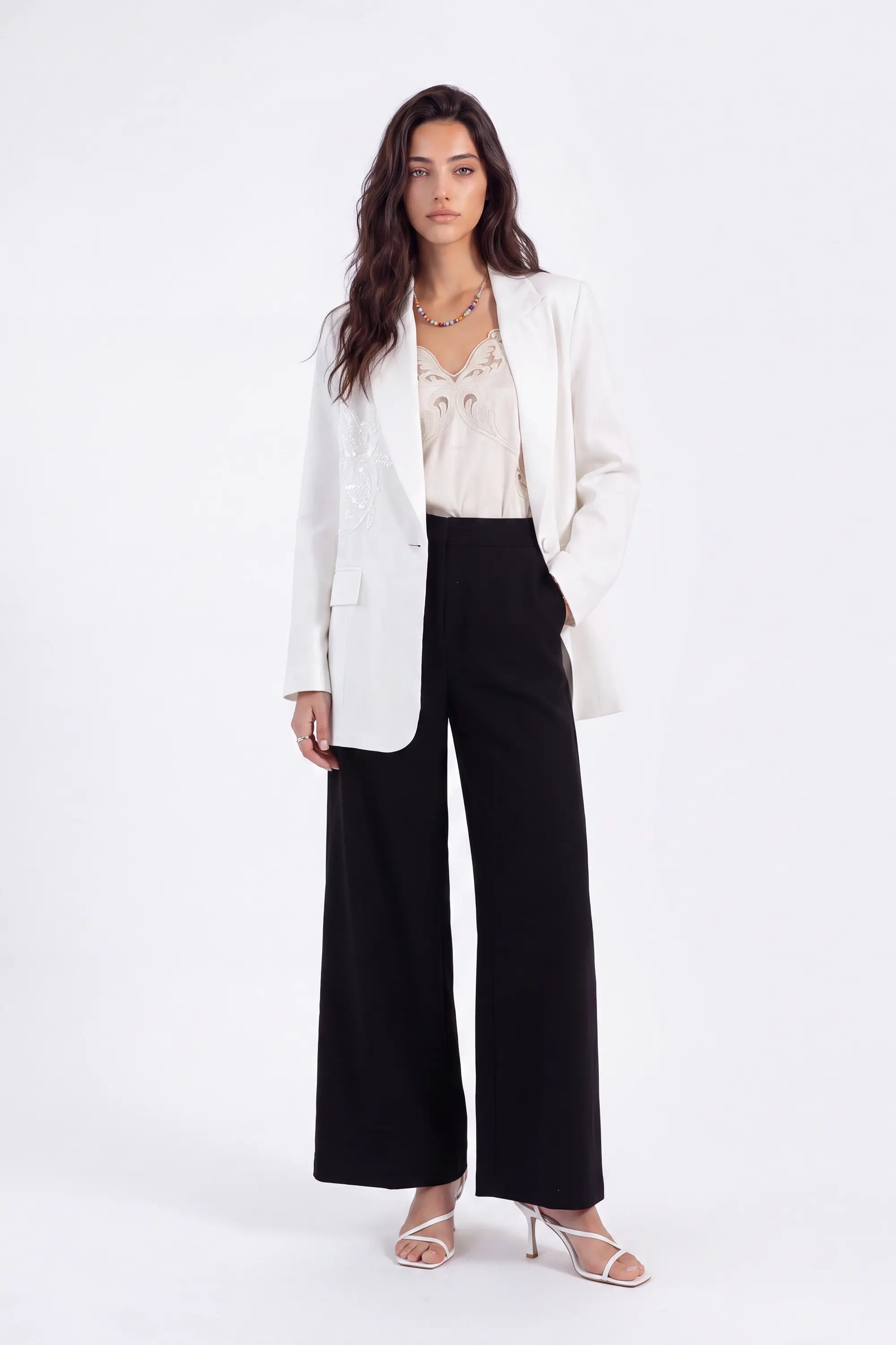 White Tailored Blazer with Beaded Floral Embroidery on model, studio view 3 – Elppis 1J5F09293CM