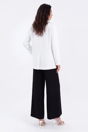 White Tailored Blazer with Beaded Floral Embroidery on model, studio view 4 – Elppis 1J5F09293CM