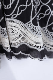 Black Embroidered Midi Skirt with White Lace Hem product detail 1 – Elppis 1J5J09674BN