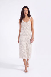 3D Floral Appliqué Lace Shift Dress on model, front view – Elppis 1J6K08713BN
