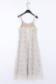 3D Floral Appliqué Lace Shift Dress product detail 1 – Elppis 1J6K08713BN