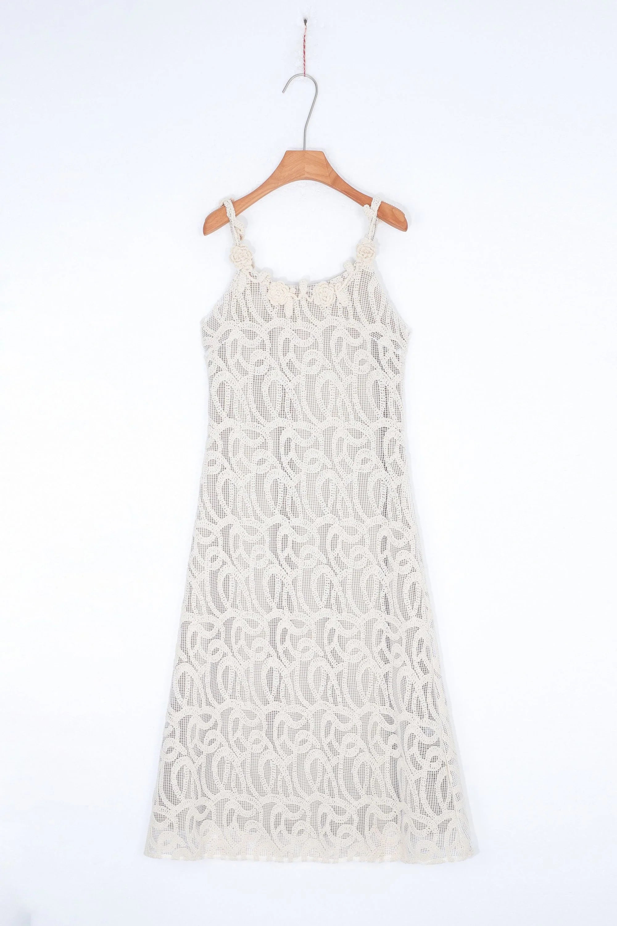 3D Floral Appliqué Lace Shift Dress product detail 2 – Elppis 1J6K08713BN