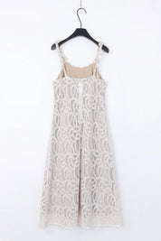3D Floral Appliqué Lace Shift Dress product detail 3 – Elppis 1J6K08713BN