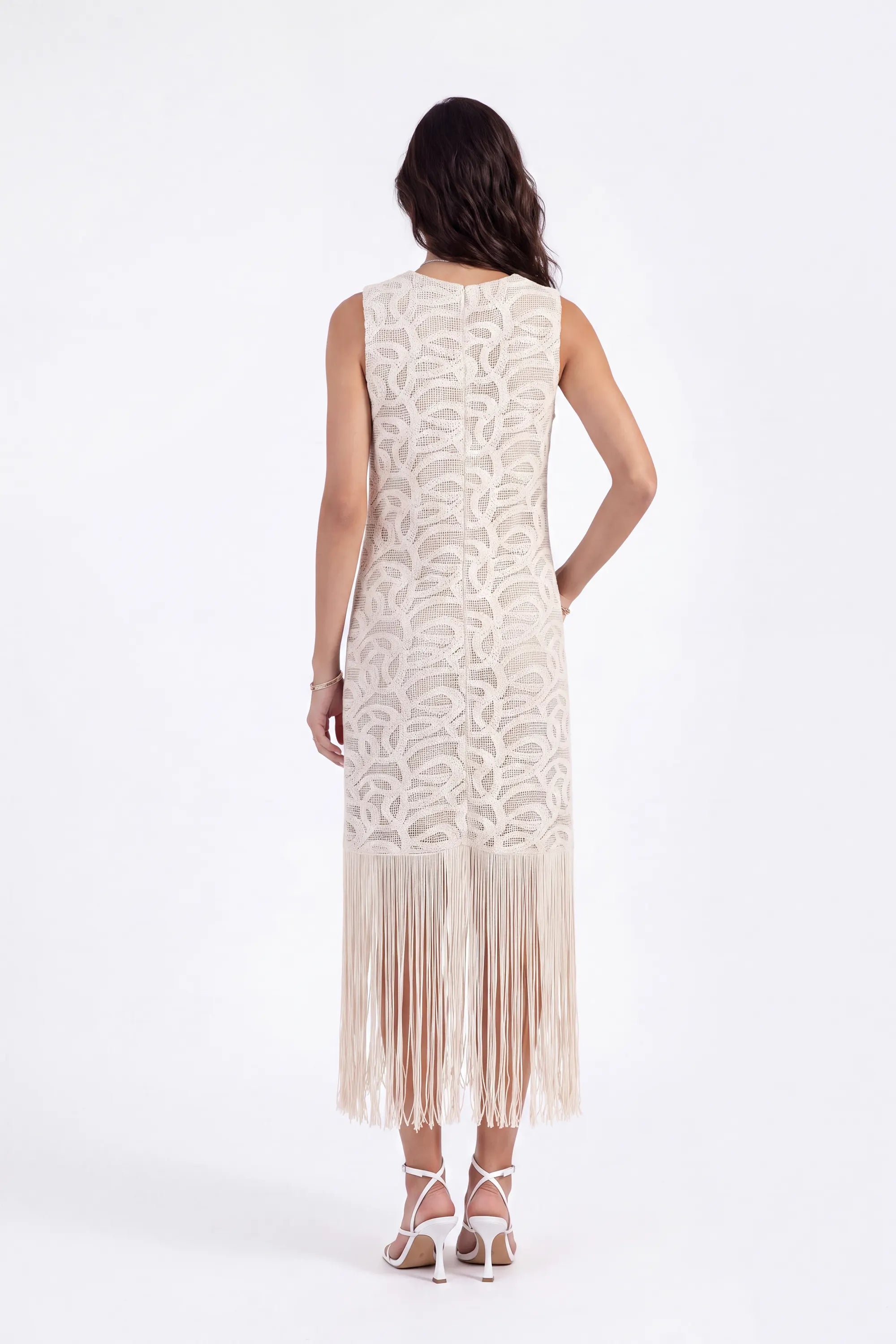 Sleeveless Fringe Hem Lace Vest on model, studio view 5 – Elppis 1J6K08715BN