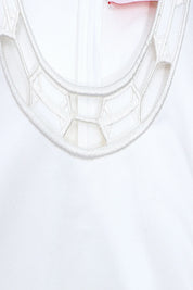 White Sleeveless Top with Cutout Embroidery Detail product detail 2 – Elppis 2B5D08021WW