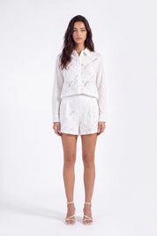 White Floral Lace Embroidered Shorts on model, front view – Elppis 2B5G08101WW-01CM
