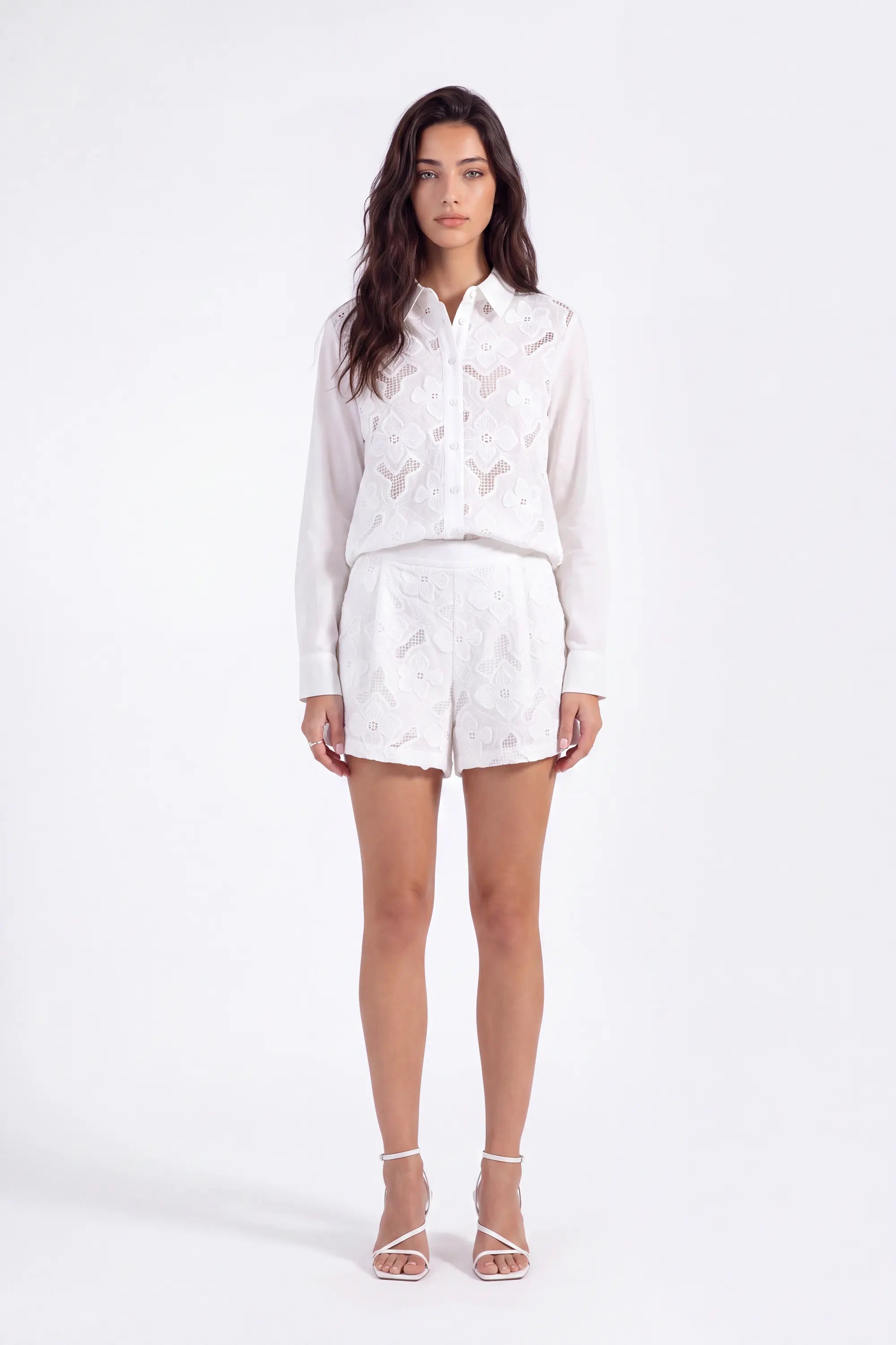 White Floral Lace Embroidered Shorts on model, front view – Elppis 2B5G08101WW-01CM