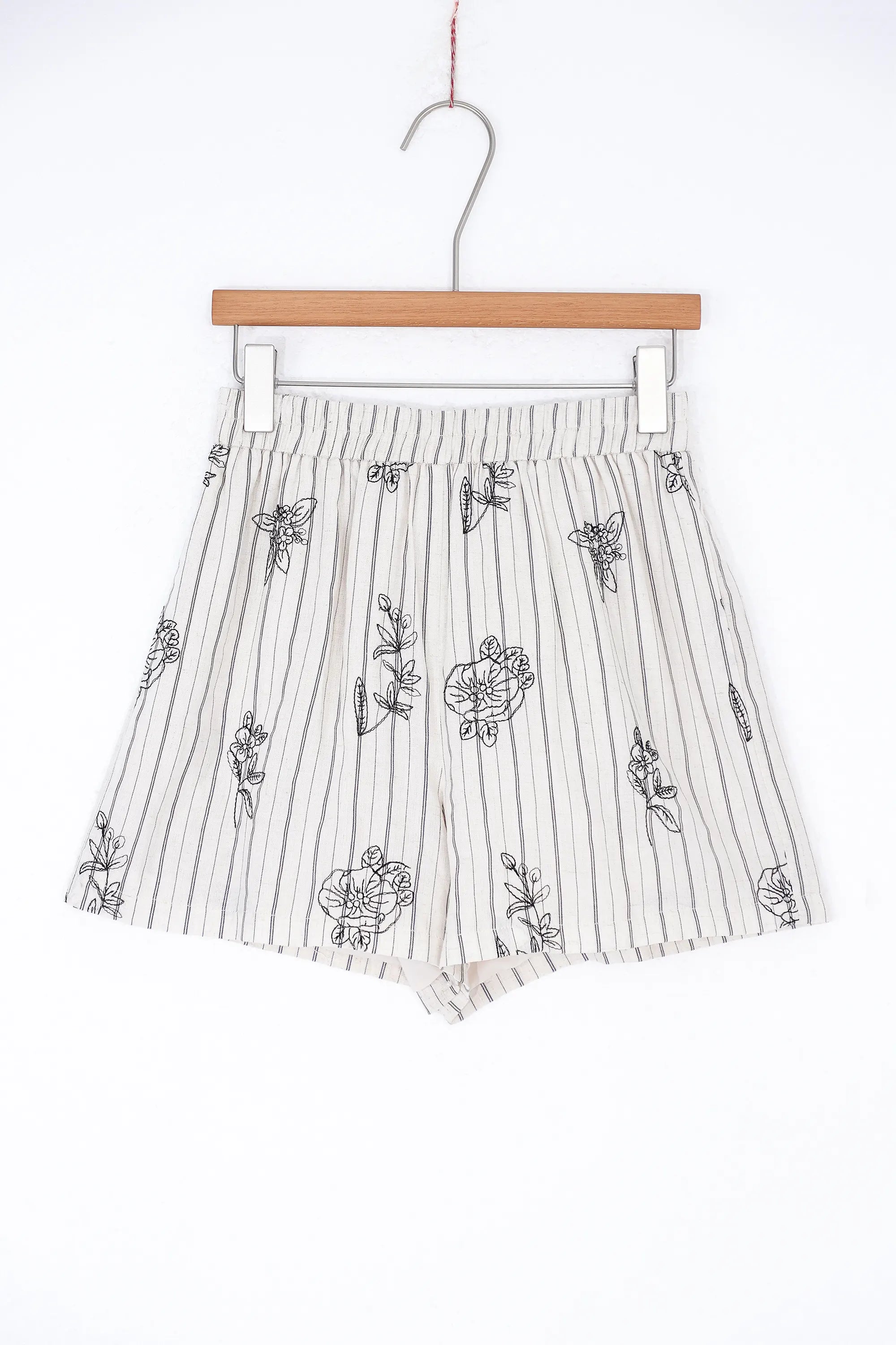 Elppis Women's Linen Blend Shorts – Style 3J6G10968BT product detail 1 – Elppis 3J6G10968BT