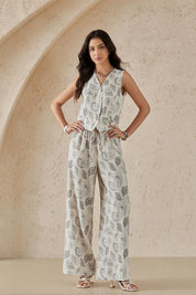 Elppis Beige Paisley Print Button-Front Sleeveless Vest, editorial styling view on model — SKU 1J6D12455BR