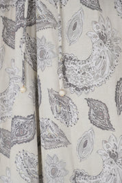 Elppis Beige Paisley Print Button-Front Sleeveless Vest, product detail view — SKU 1J6D12455BR