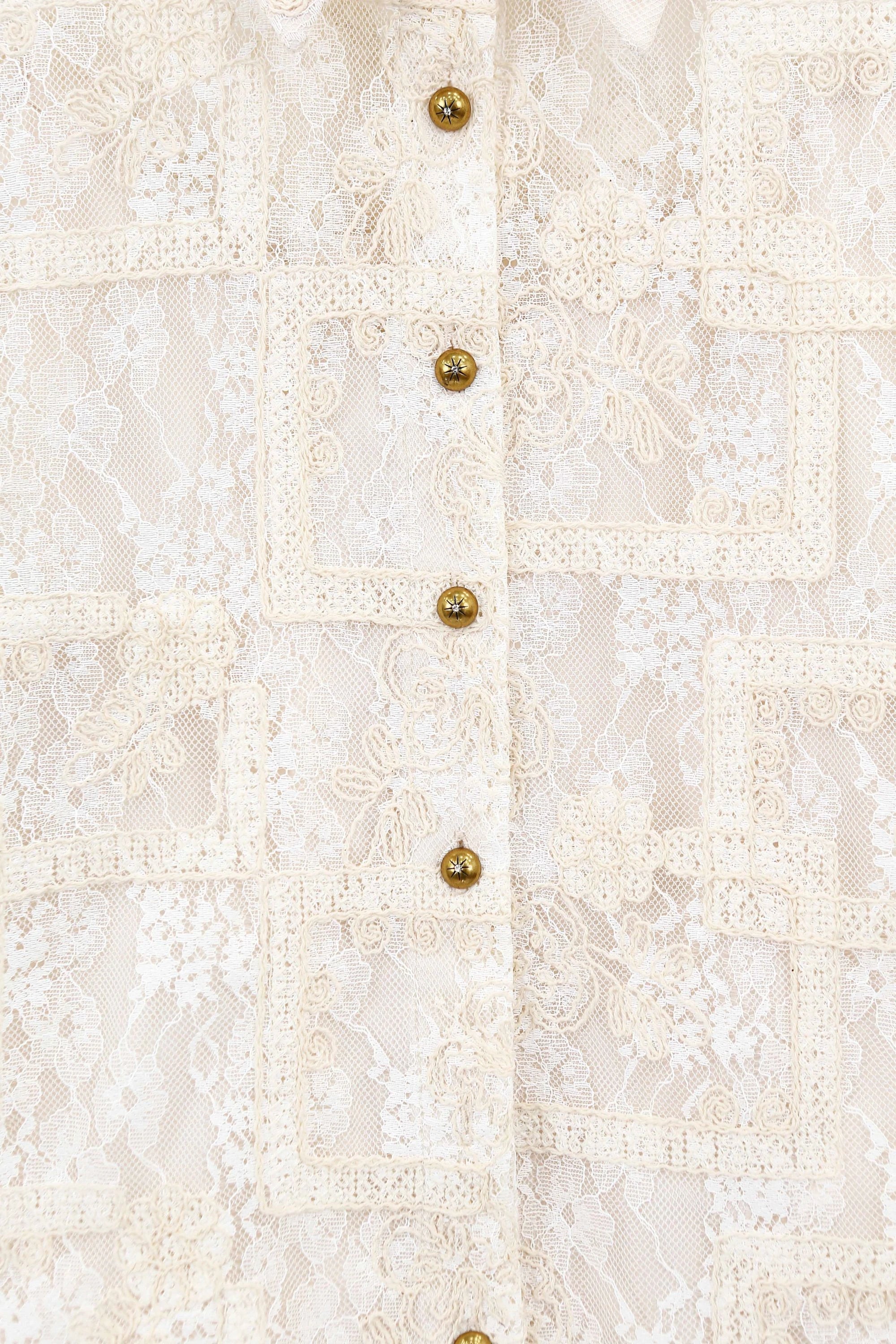Cream Lace Short-Sleeve Collared Blouse — Product Detail 1