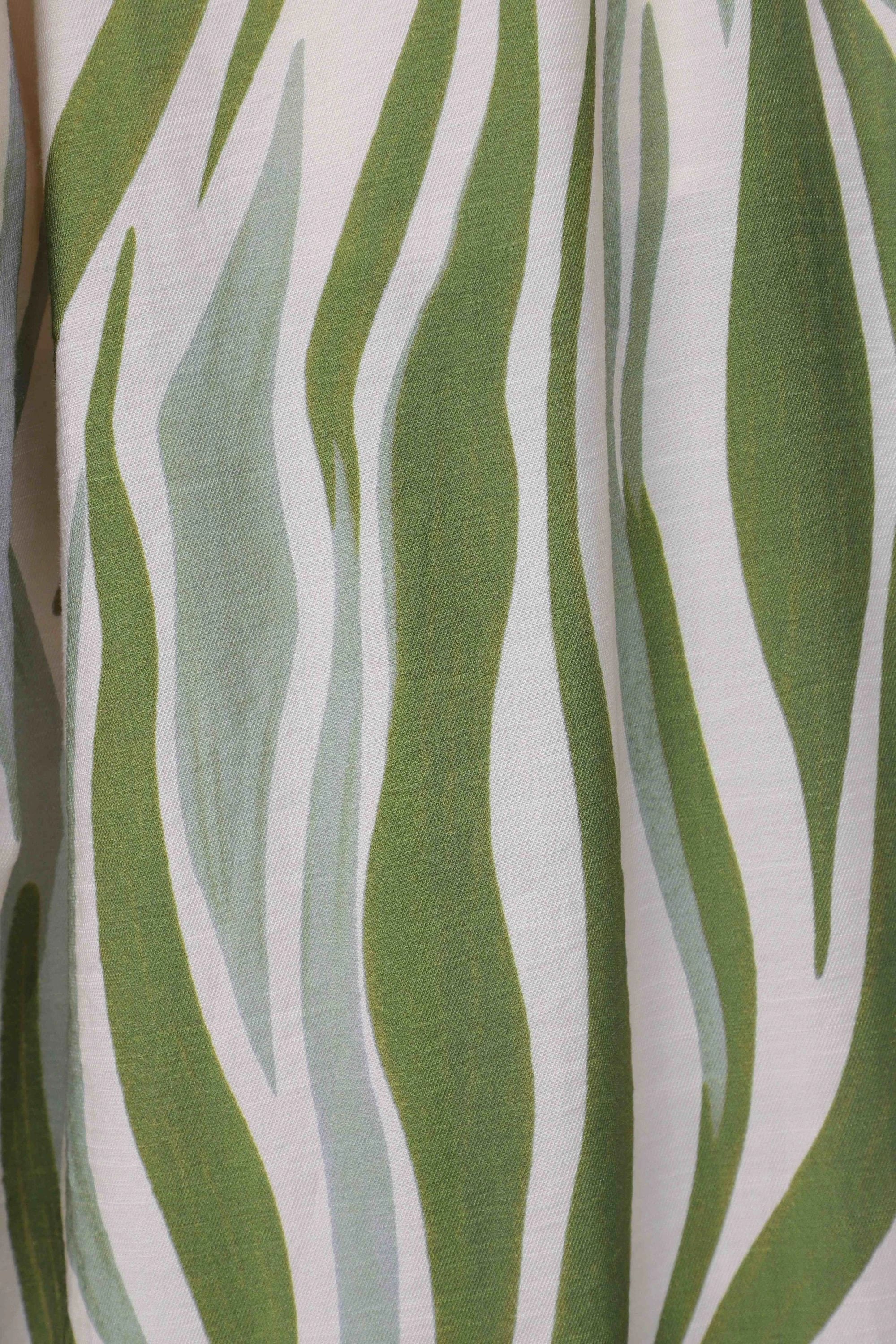 Elppis Green Abstract Stripe Beaded Wide-Leg Pants abstract stripe fabric detail