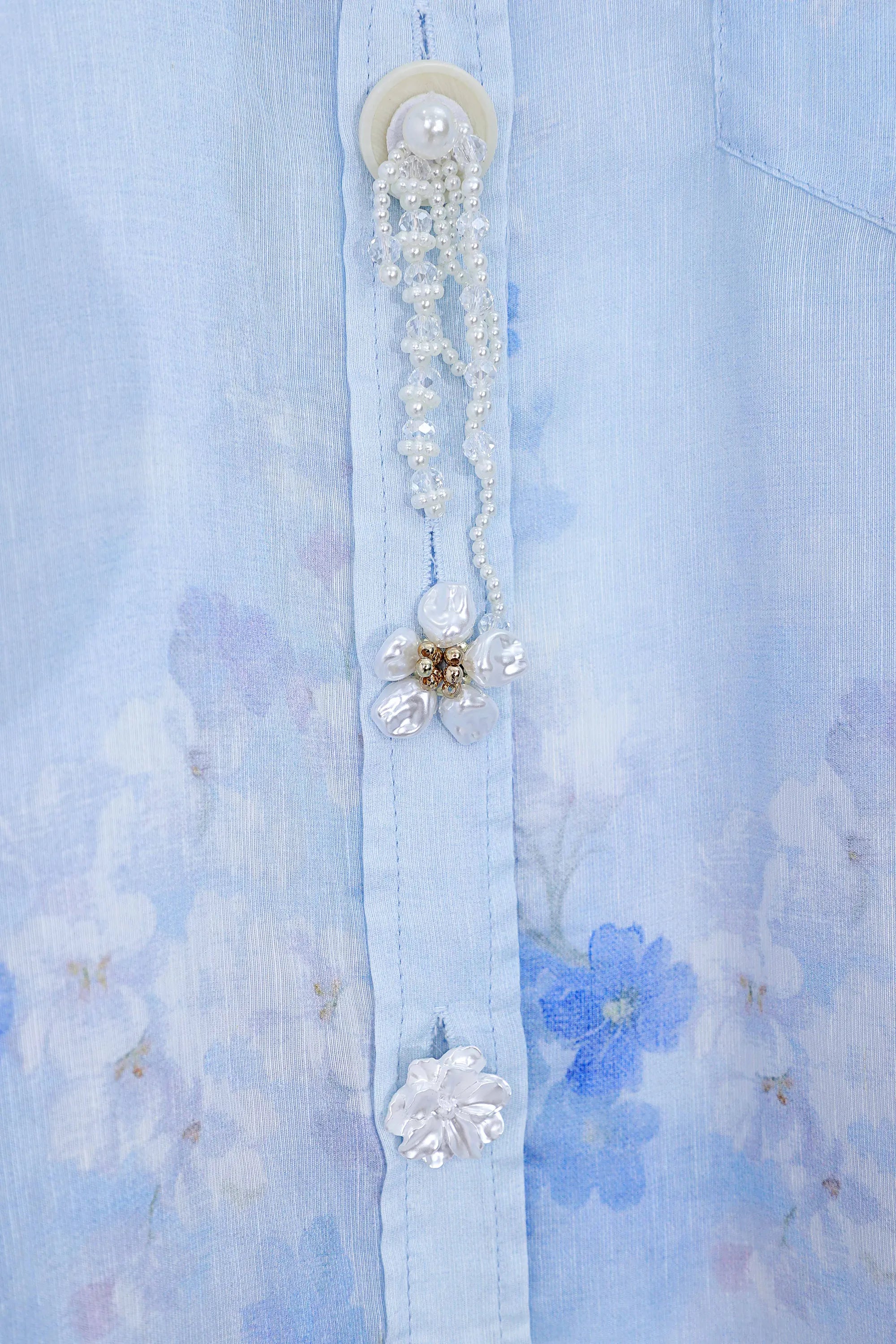 Light Blue Floral Print Long-Sleeve Shirt with Pearl Button Embellishments — design detail 1