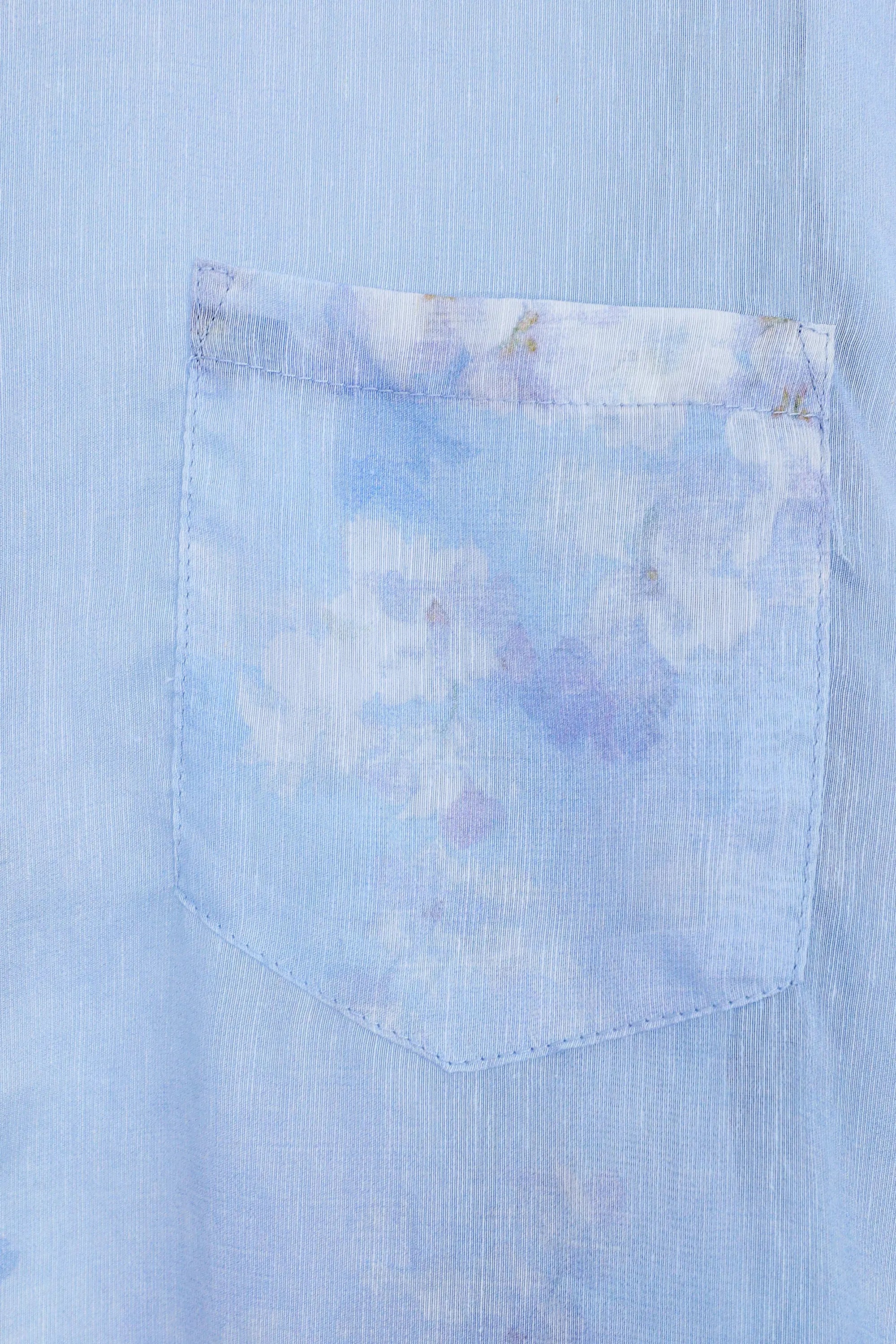 Light Blue Floral Print Long-Sleeve Shirt with Pearl Button Embellishments — design detail 2
