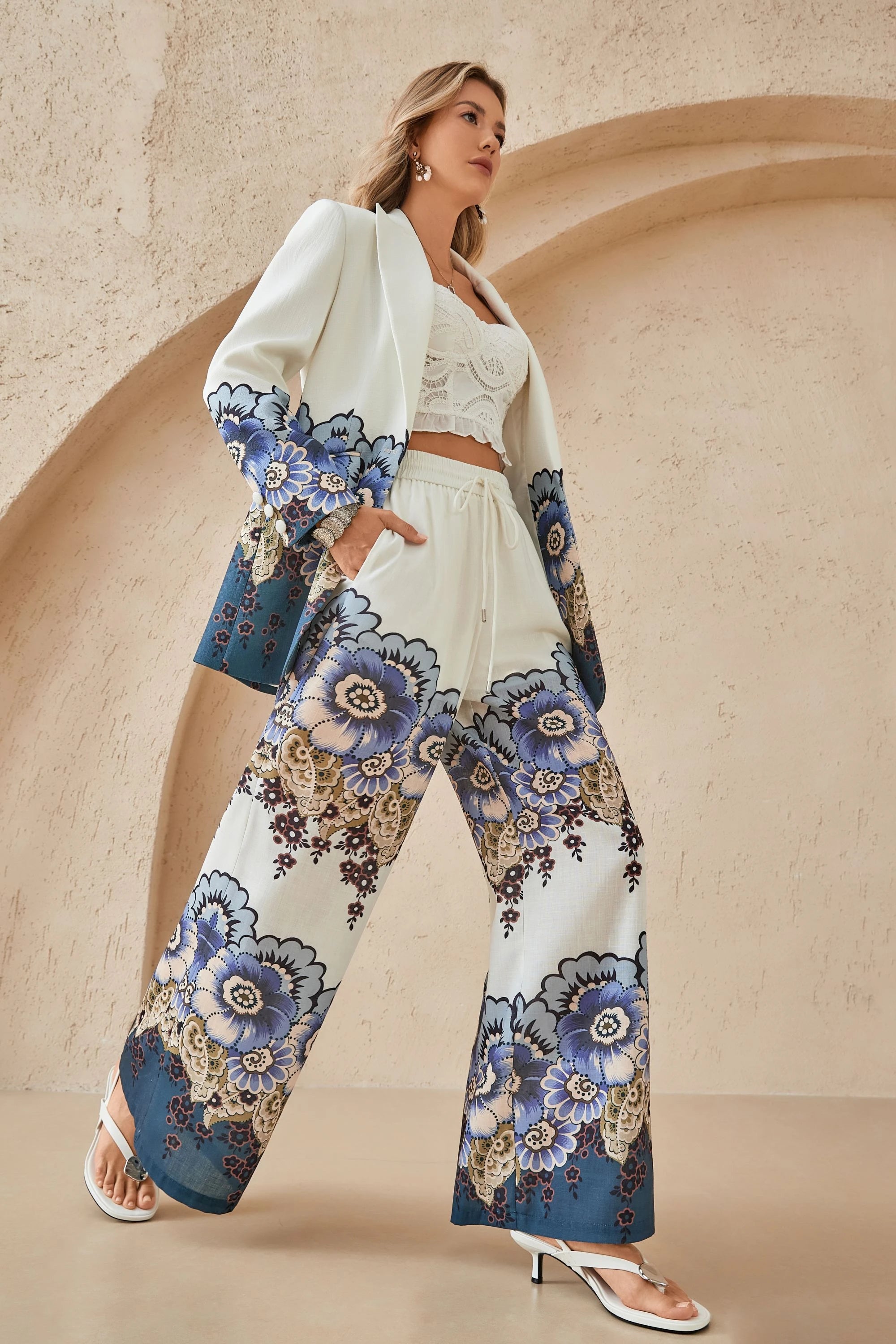 Elppis Polyester Top, editorial styling view on model — SKU 1J6W10566BO