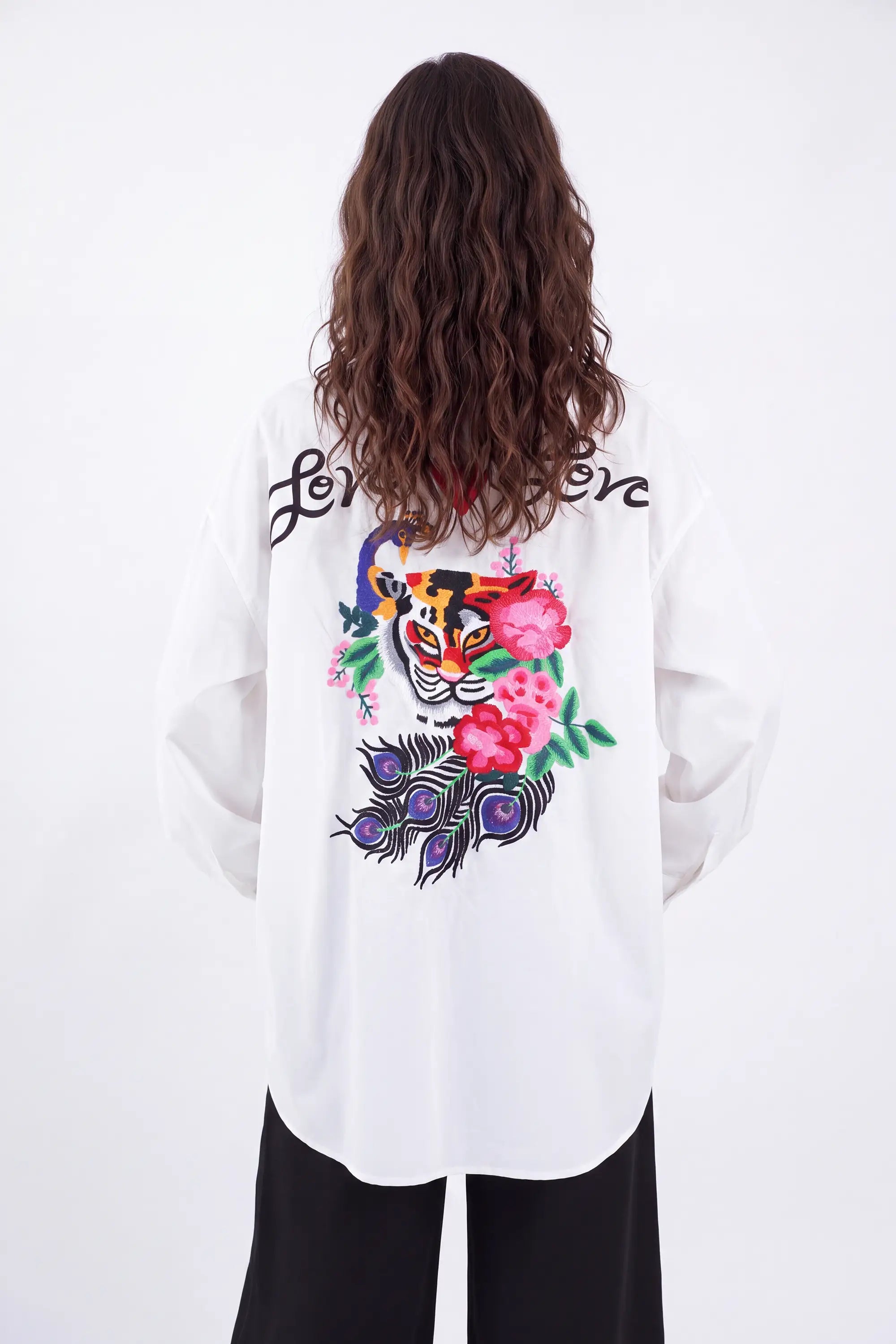 White Oversized Shirt with Vibrant Tiger and Peacock Embroidery — Model White Background View 6