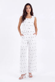 White Polyester Print Sleeveless Vest — Model White Background View 3