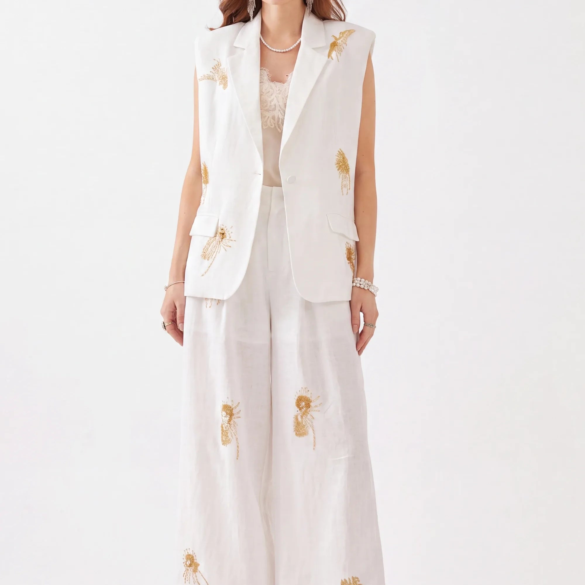 Elppis Linen Blend Vest, white-background full-length front view on model — SKU JD4D6656BO